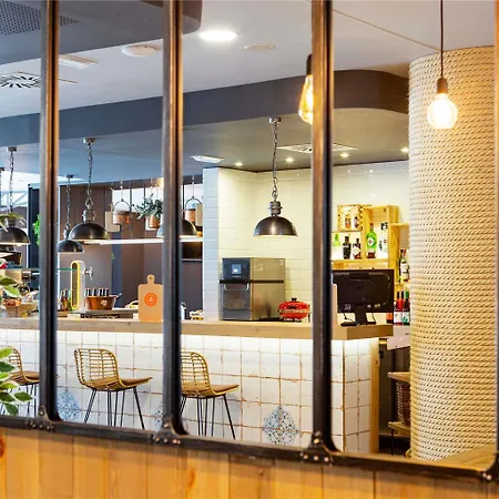 Konukevi Ibis Budget Oviedo