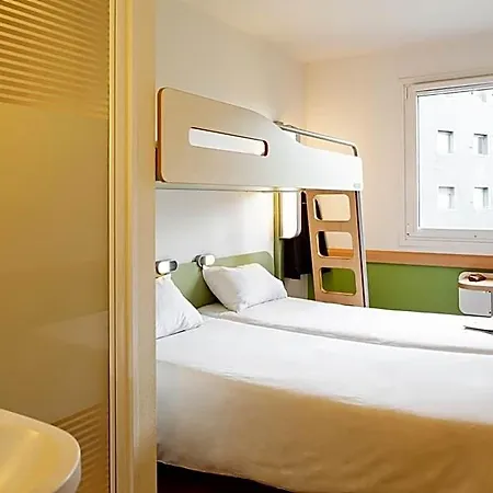 Ibis Budget Guest house