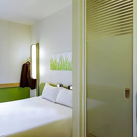 Ibis Budget Guest house
