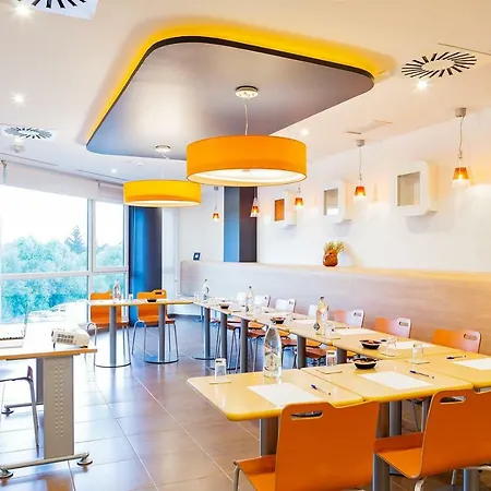 Ibis Budget اوفيدو